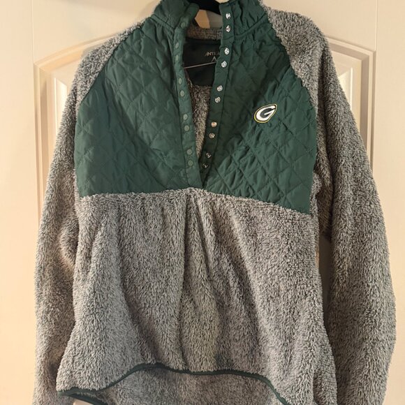 Antigua Tops - Antigua Green Bay Packers Sherpa Fleece Pullover – Grey/Green Quilted Snap Neck